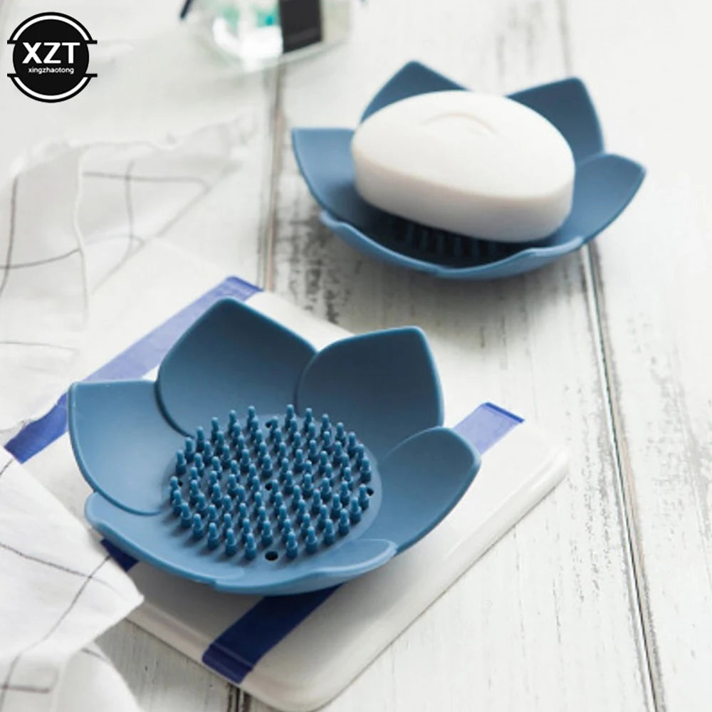 Portable Silicone Soap Box Lotus Shape Non-slip for Water Draining Soap Box Solid Color Draining Soap Dish Bathroom Accessories