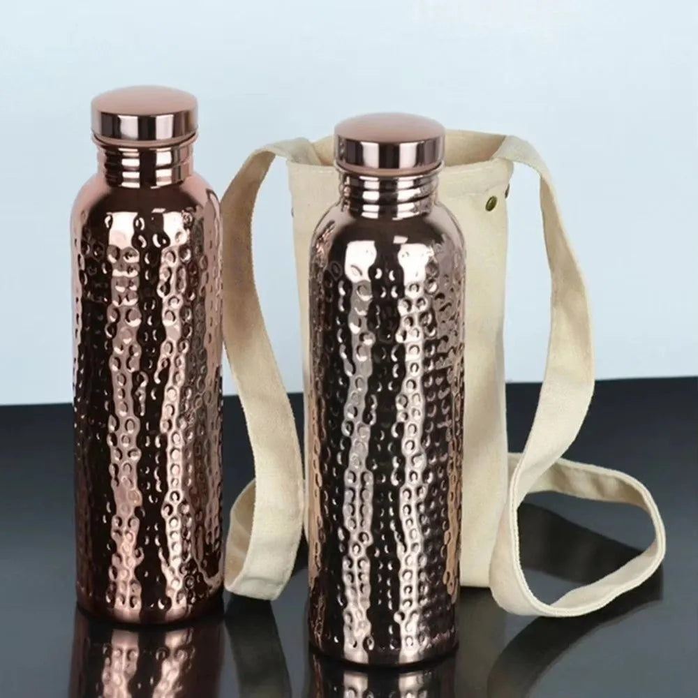 800ml Copper Water Bottle - Anti-Slip Silicone Base, One-Click Lid, Hammer Pattern, Thermal Insulation