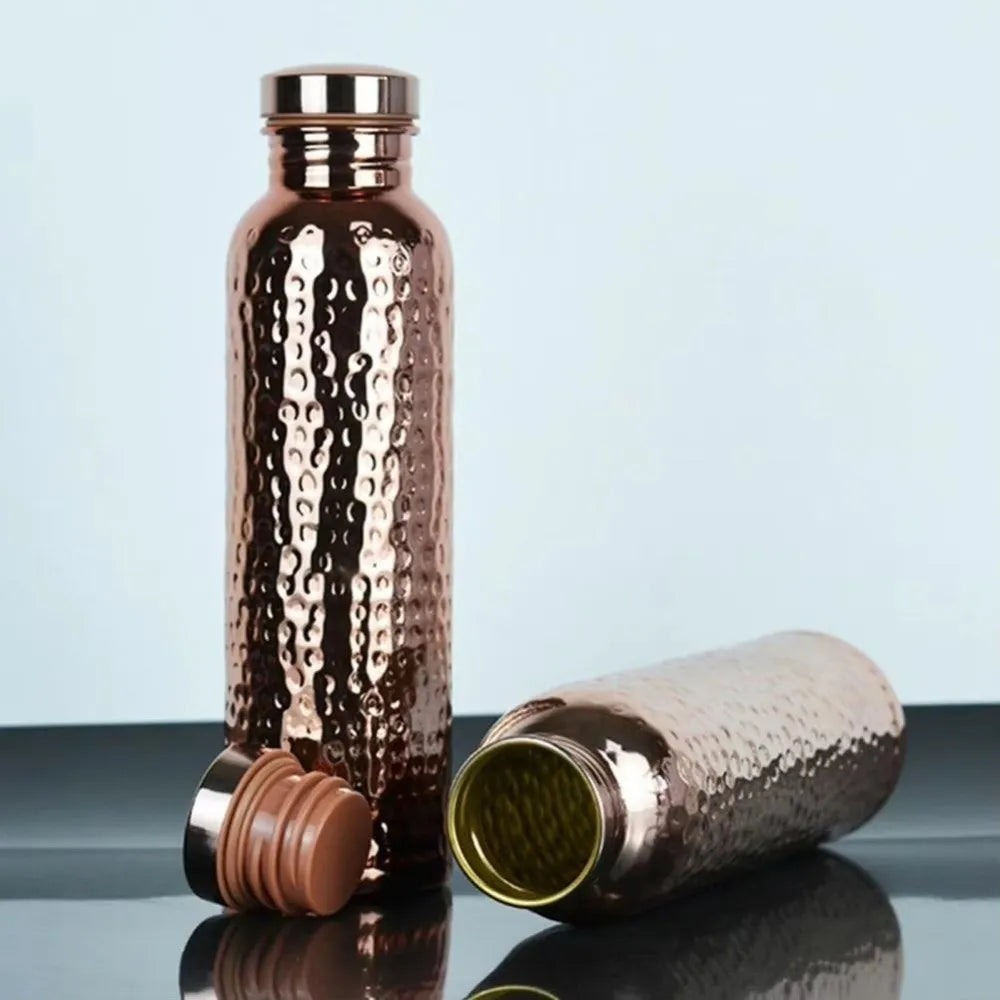 800ml Copper Water Bottle - Anti-Slip Silicone Base, One-Click Lid, Hammer Pattern, Thermal Insulation